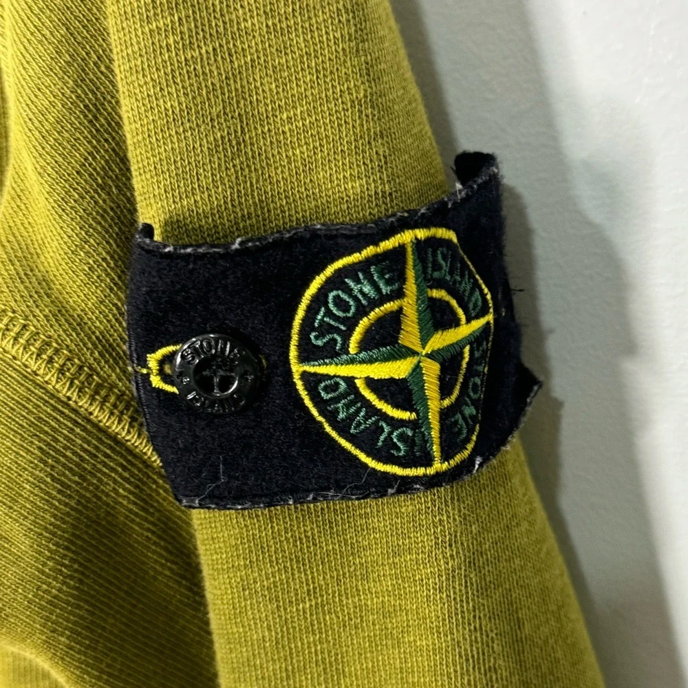 Stone Island Crewneck Sweatshirt Yellow Green Men’s Size Medium - Picture 3 of 7